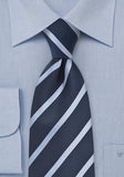 Cravata afaceri cu dungi argintii