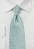 Cravate brodata model floral verde mentolat deschis