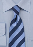 Cravată Clip-On cu agrafă design în dungi bleumarin
