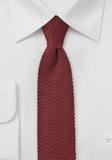 Cravata barbati din matase tricotata rosu maroniu