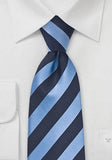 Cravata pentru copii model dunga tanara cerneala bleumarin - Cravatepedia