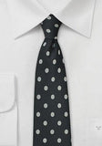 Cravata alba cu puncte mari negre - Cravatepedia