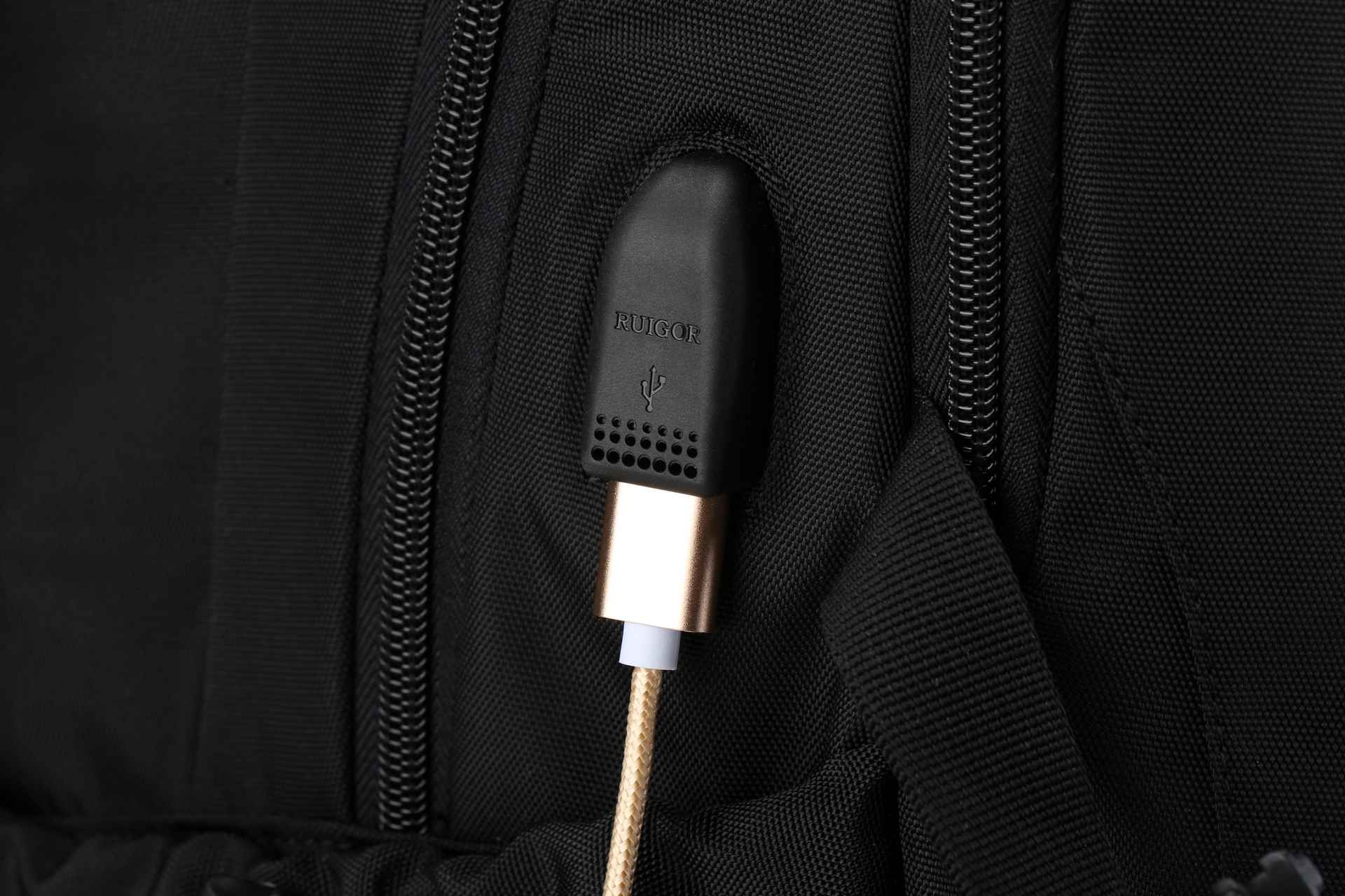 Laptop Rucsac negru RUIGOR ICON 78