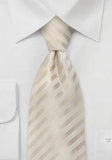 Cravată de mătase uni cremă