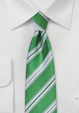 Cravate cu dungi înguste de design verde 148X6 cm