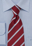 Cravata, bordeaux, cu dungi, albastru deschis