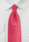 Cravata cireasa monocrom