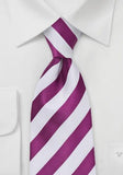 Cravata cu benzi magenta si alb ca zapada--Cravate Online