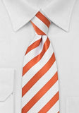 Cravata de culoare portocaliu