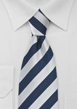 Cravata dungi albastru inchis dungi alb perla