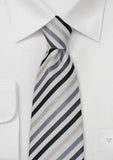 Cravata dungi gri - argintii - albe