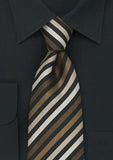 Cravata fina italiana maro cu dungi--Cravate Online
