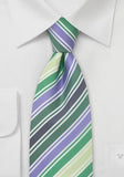 Cravata in dungi verde