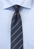 Cravata ingusta albastru cu linii