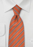 Cravata orange cu linii