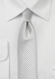 Cravata punctata alb gri