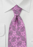 Cravata roz cu broderie