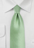 Cravata verde deschis simpla
