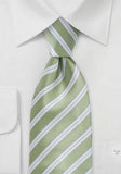 Cravate mari, verde deschis cu dungi, matase
