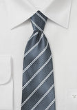 Cravată dungi clasice gri închis